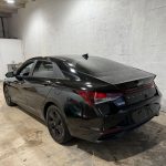 Hyundai Elantra full